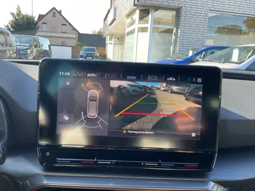 Car image 29