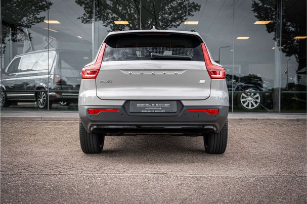 Volvo XC40 Recharge T4 Plus Dark 155 kW image number 33