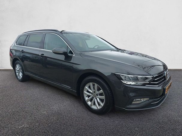 Volkswagen Passat Variant 1.5 TSI Business DSG 110 kW image number 2