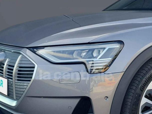 Audi e-tron 55 quattro 300 kW image number 12