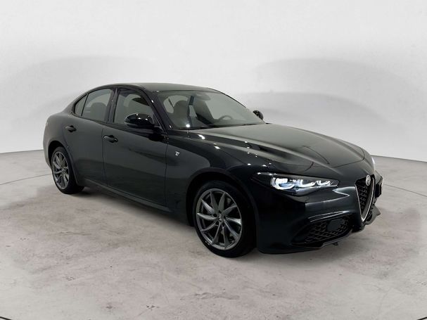 Alfa Romeo Giulia 2.2 Q4 154 kW image number 2