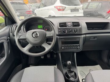 Car image 15