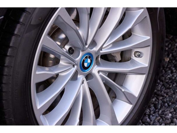 BMW 530 e 215 kW image number 35