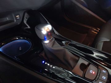 Car image 37