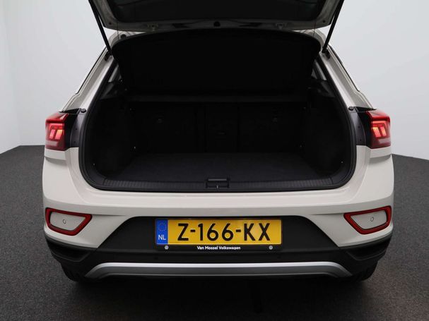 Volkswagen T-Roc 1.0 TSI T-Roc 81 kW image number 13