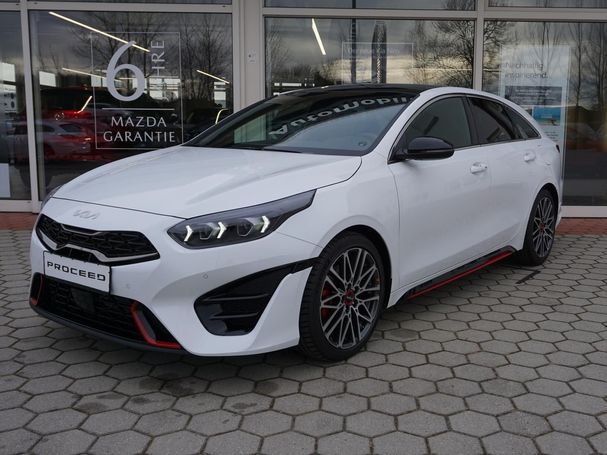 Kia ProCeed GT 150 kW image number 1