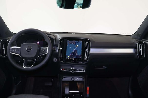 Volvo XC40 B4 Plus Dark 145 kW image number 23