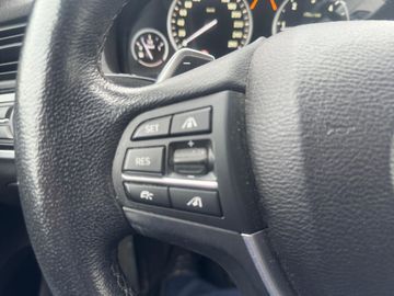 Car image 36