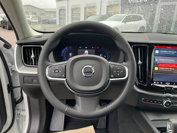 Volvo XC60 B4 145 kW image number 6