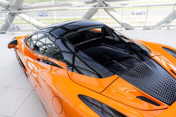 McLaren 765LT 563 kW image number 11