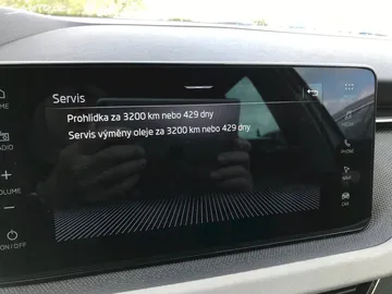 Car image 29