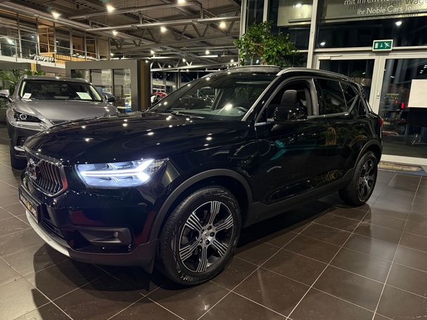 Volvo XC40 AWD Inscription 140 kW image number 1