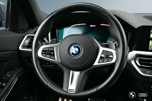 BMW 320 e Touring M Sport xDrive 150 kW image number 36