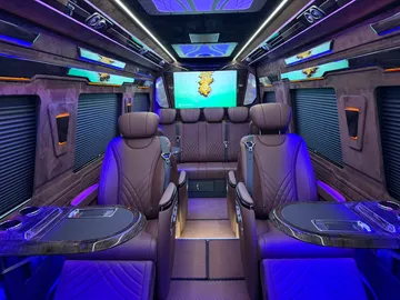 Car image 42