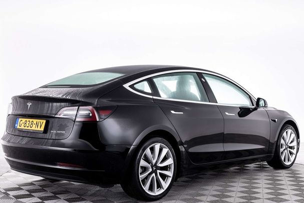 Tesla Model 3 Long Range AWD 258 kW image number 26