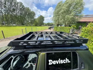 Car image 29