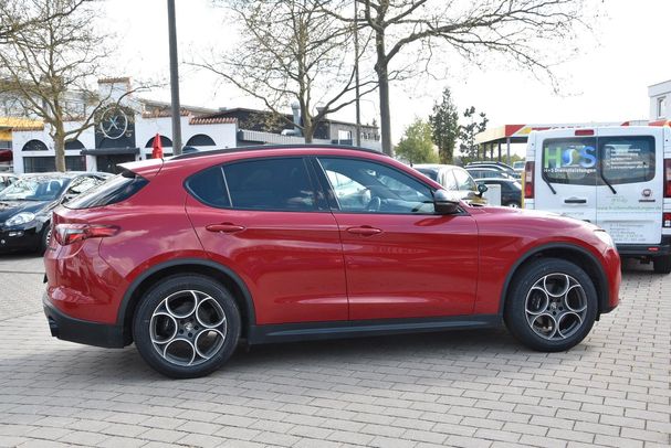 Alfa Romeo Stelvio Q4 B-Tech 154 kW image number 10