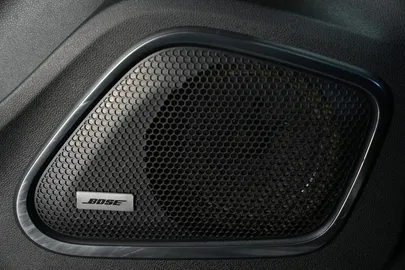 Car image 37