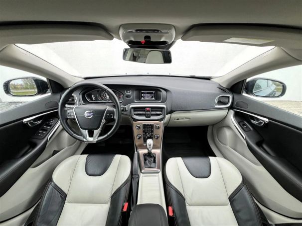 Volvo V40 T5 Summum 187 kW image number 10