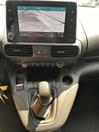 Car image 36