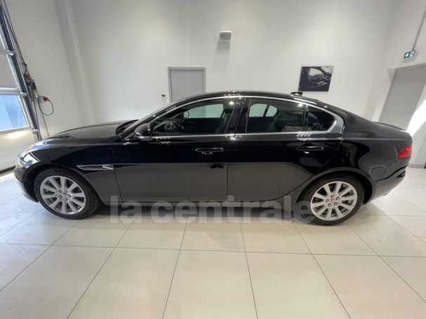 Jaguar XE 132 kW image number 5