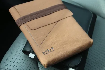 Car image 28