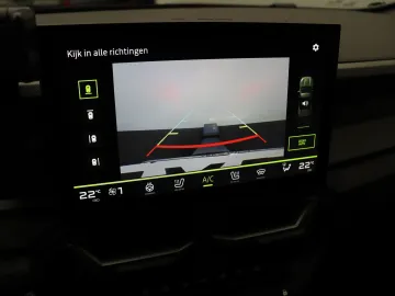 Car image 47
