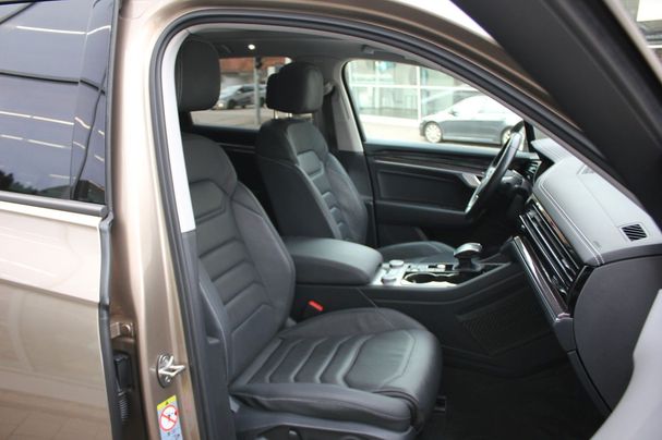 Volkswagen Touareg 3.0 TDI 4Motion 170 kW image number 7