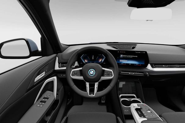 BMW iX1 xDrive30 M Sport 230 kW image number 12