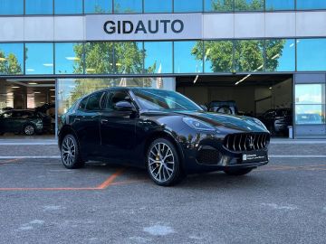 Car image 16
