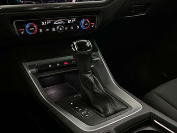 Car image 33