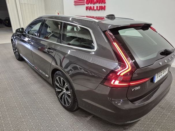 Volvo V90 T6 R AWD Momentum 251 kW image number 9