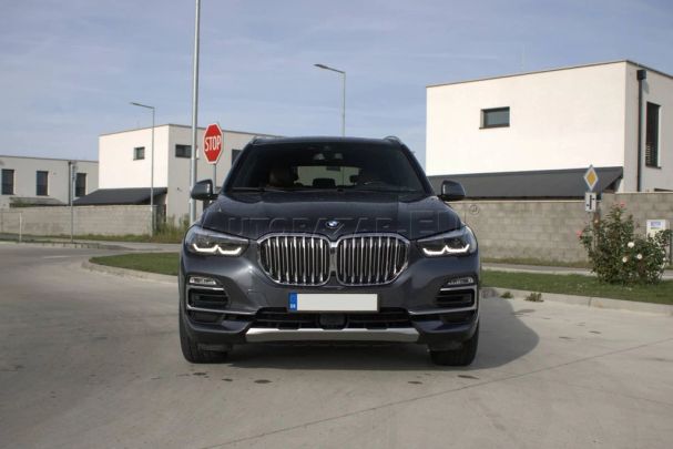 BMW X5 xDrive30d 195 kW image number 2