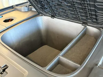 Car image 45