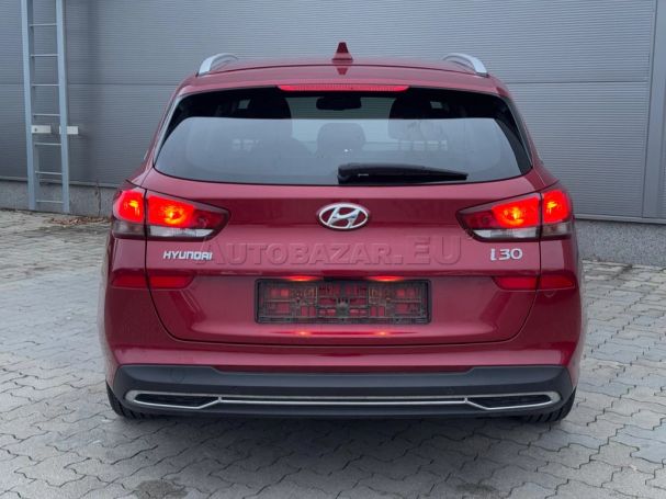 Hyundai i30 1.6 CRDI 85 kW image number 3