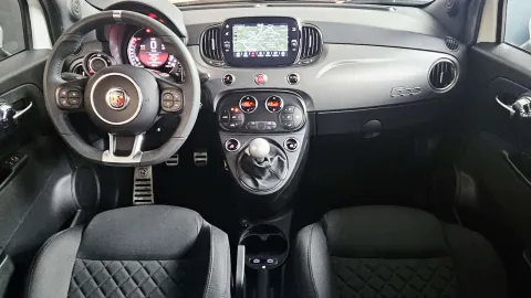 Car image 7