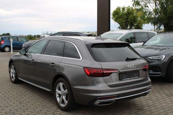 Audi A4 40 TDI quattro S-line Avant 140 kW image number 3