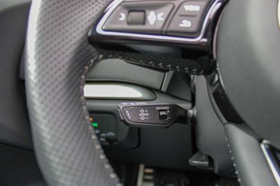 Car image 36