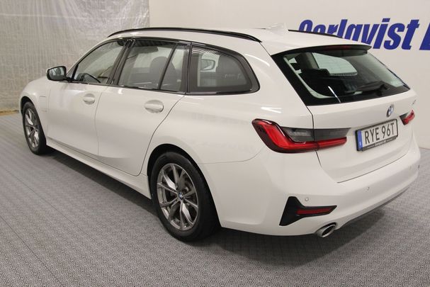 BMW 330 Touring 185 kW image number 4