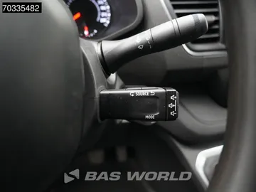 Car image 35