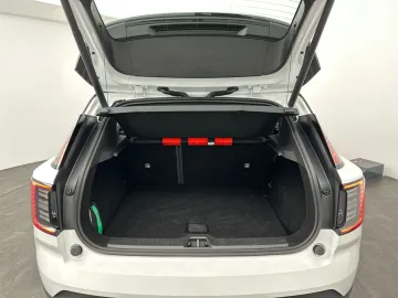 Car image 43
