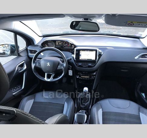 Peugeot 2008 PureTech 130 Allure 96 kW image number 8