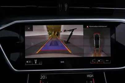Car image 27