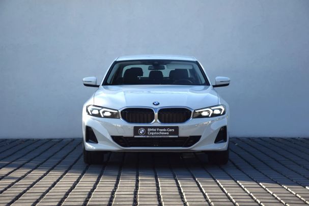 BMW 320d xDrive 140 kW image number 14