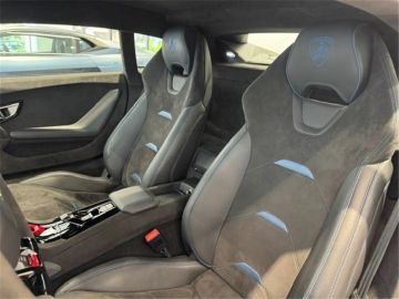 Car image 26