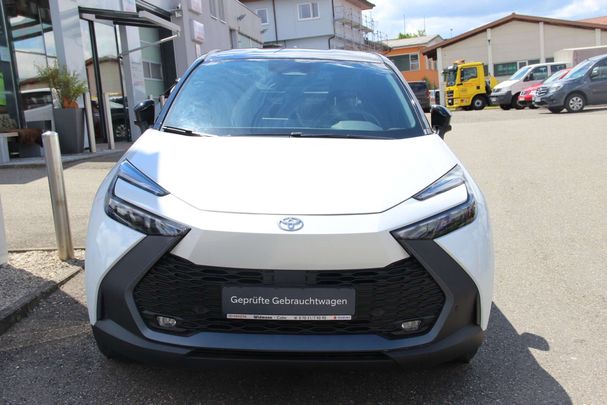 Toyota C-HR 2.0 Hybrid 145 kW image number 2