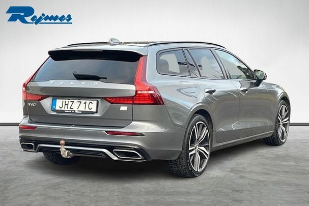 Volvo V60 T6 R Design AWD Recharge 251 kW image number 3