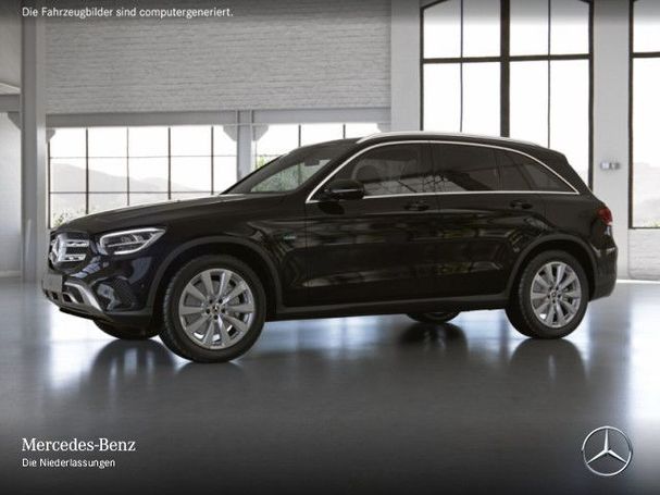 Mercedes-Benz GLC 300 e 235 kW image number 2