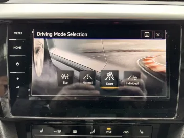 Car image 40