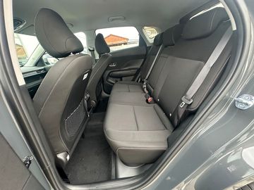 Car image 10